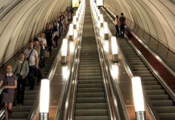 傲群為俄羅斯圣彼得堡地鐵供應安全毛刷及配套產品