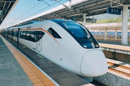 大灣區(qū)“大號(hào)地鐵”四線貫通運(yùn)營(yíng)，有傲群響度